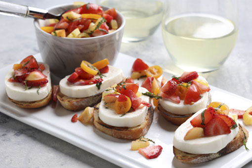 Fresh Mozzarella Strawberry-Tomato Bruschetta